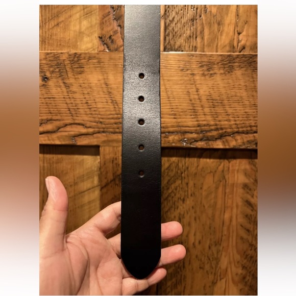 Carhartt Journeyman Belt Black 34 Full Grain Leather Career Minimalist NWT - Picture 5 of 16